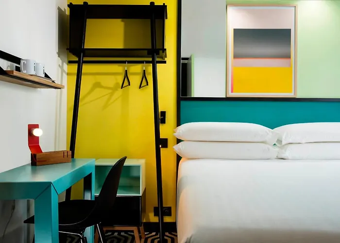 Pilime Отель Париж