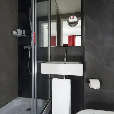 Pilime Hotel Paris